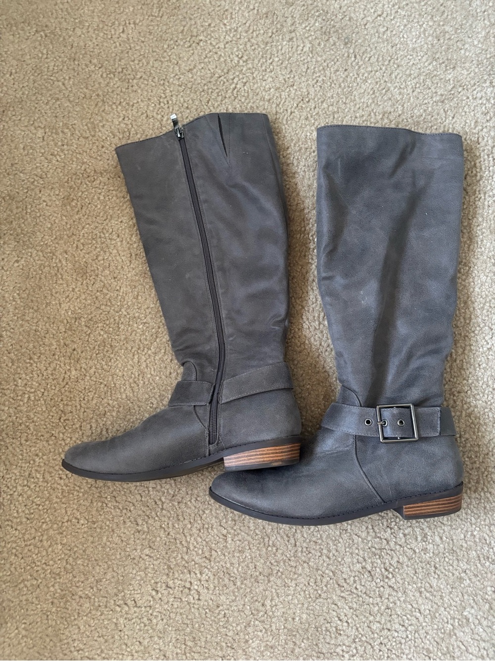 Classic Women's Tall Buckle Boots - Gray